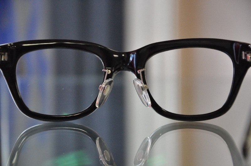 鼻盛り加工 めがねの光学堂 鼻盛り加工 めがねの光学堂